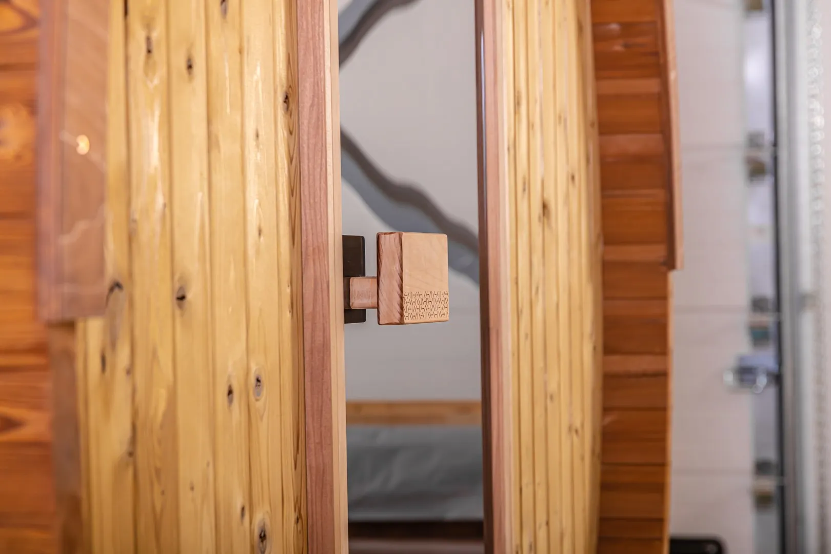 Sauna da esterno Hekla: interni, stufa e ambientazioni