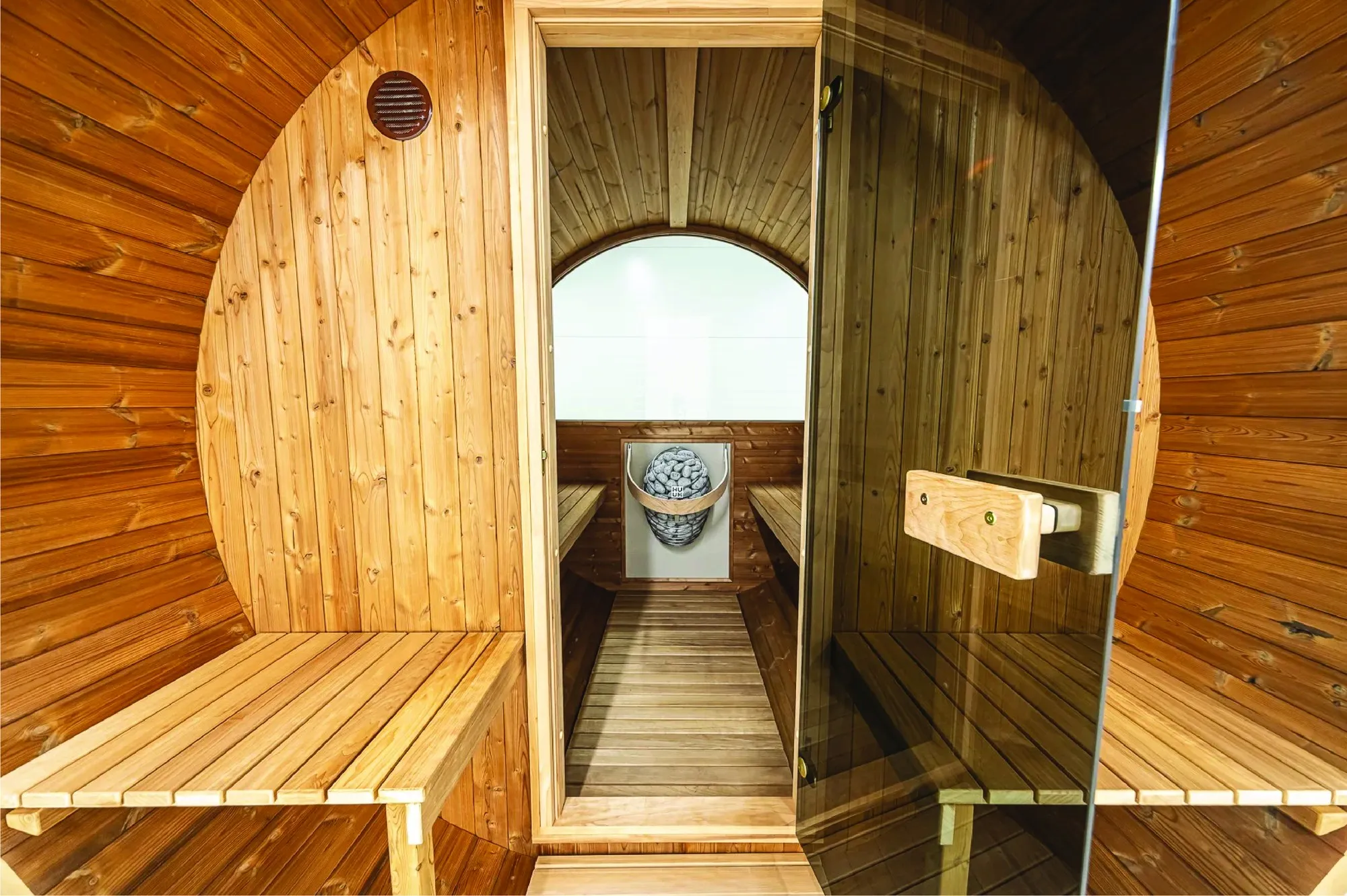 Sauna da esterno Hekla: interni, stufa e ambientazioni