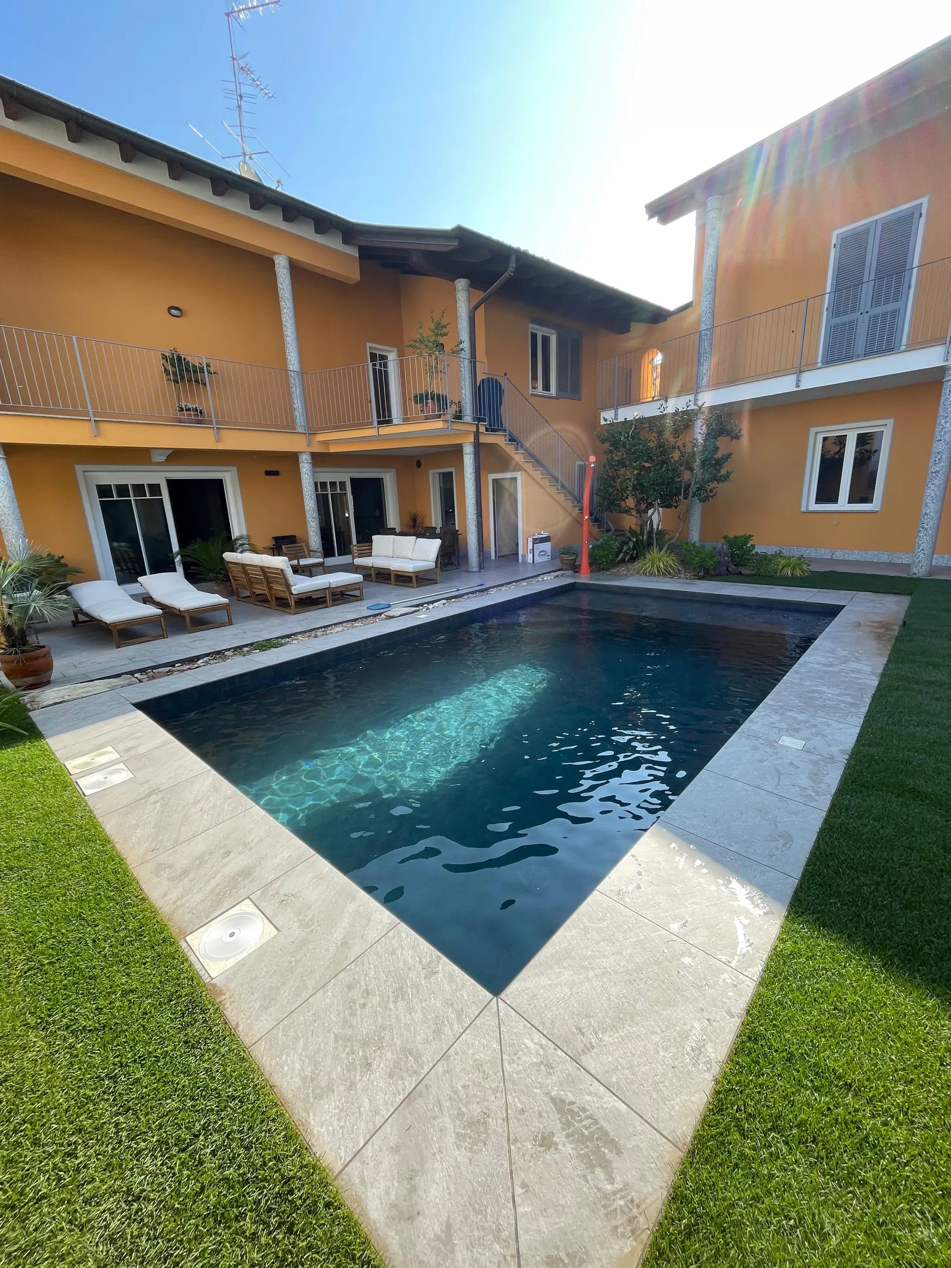 Piscina interrata realizzata da Greenjoy Piscine