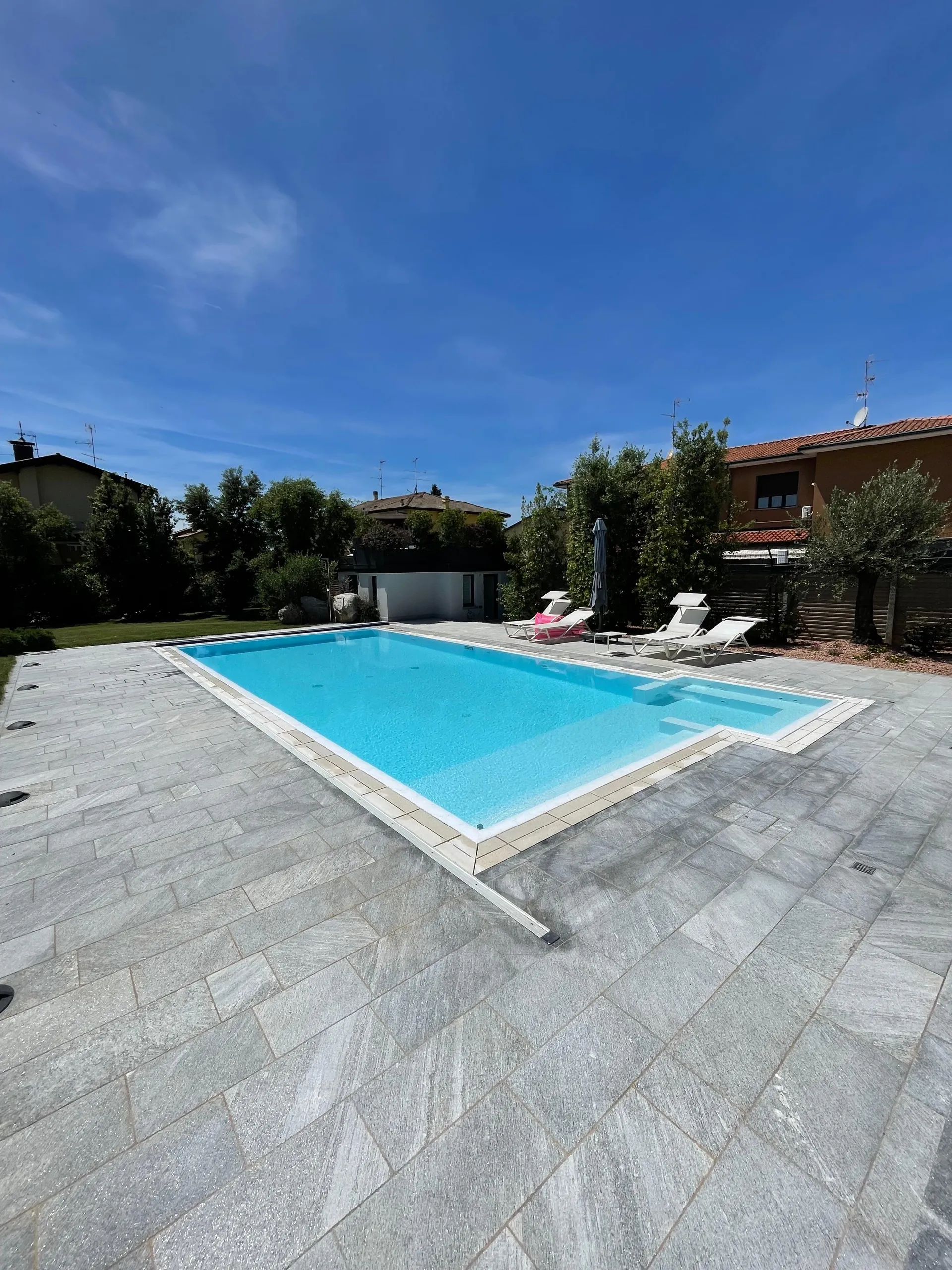 Piscina interrata realizzata da Greenjoy Piscine