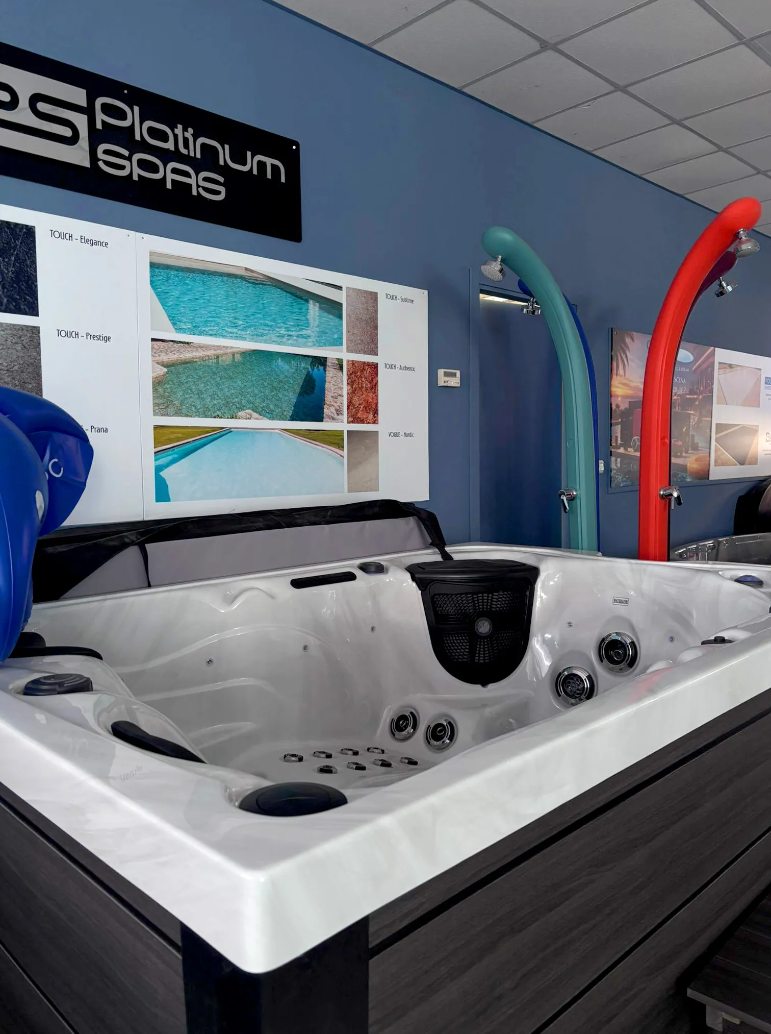 Showroom Greenjoy di Besnate: spa, saune e vasche esposte, foto 9