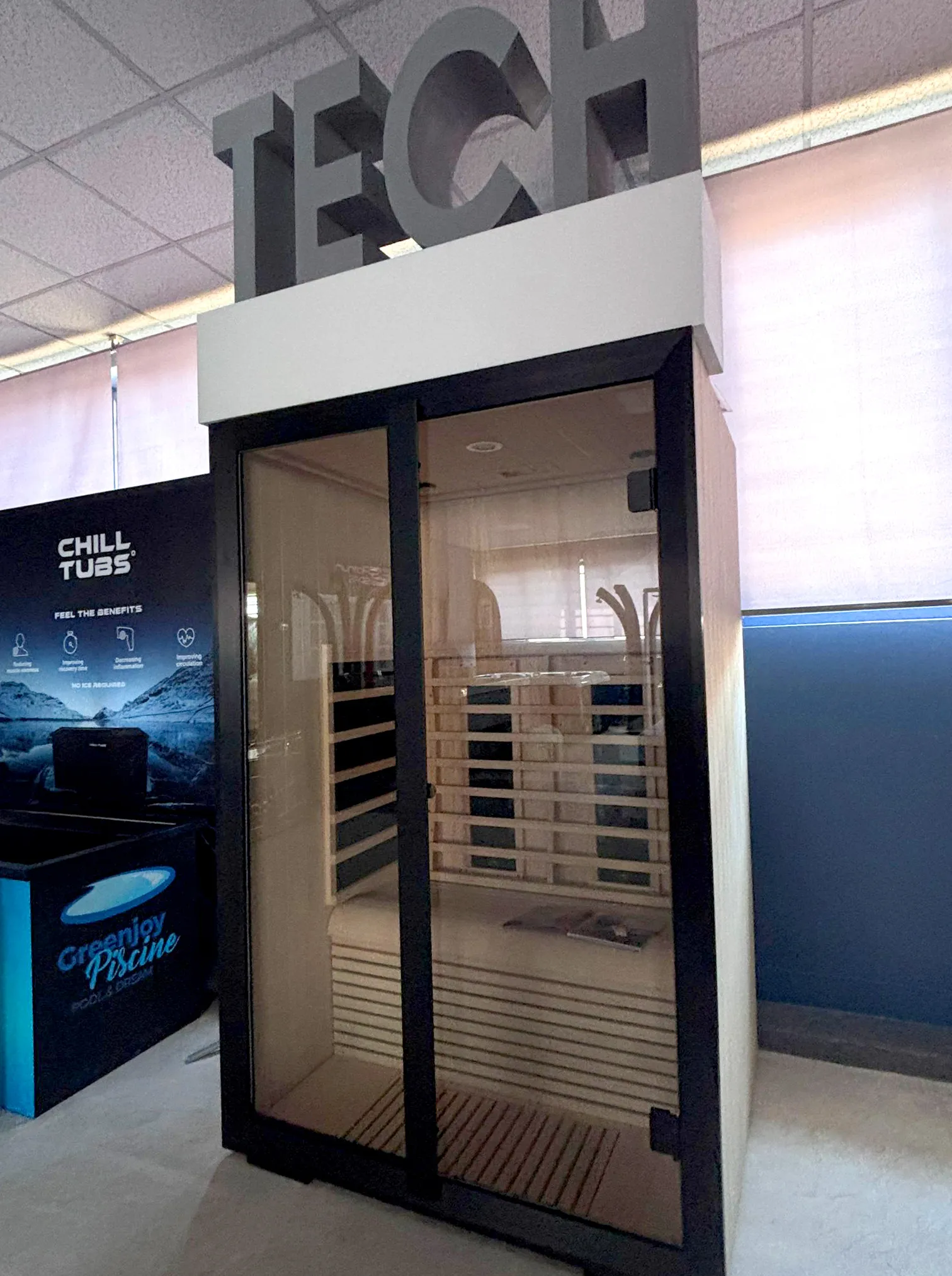 Showroom Greenjoy di Besnate: spa, saune e vasche esposte, foto 11